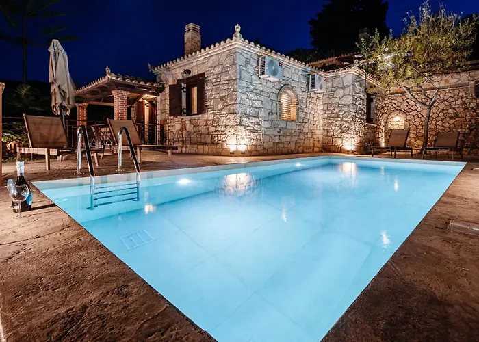 Vozas Villas - Traditional Houses With Great View