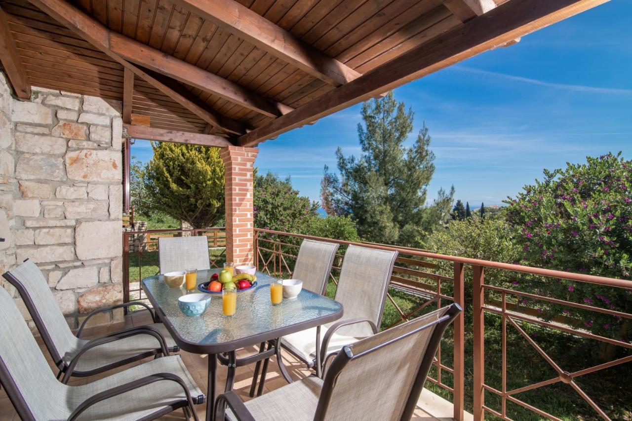Vozas - Traditional With Great View * טרגקי