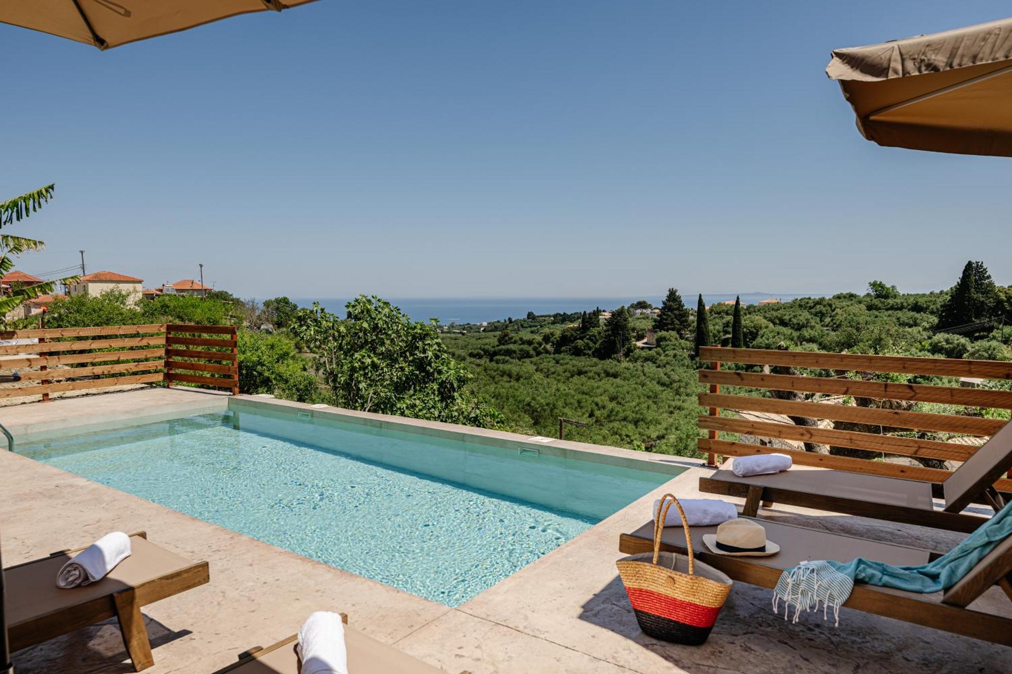 Vozas - Traditional With Great View * טרגקי